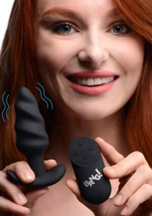 21X Vibrating Silicone Swirl Butt Plug with Remote - Black