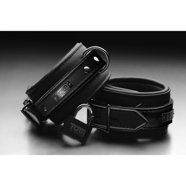 Tom Of Finland - Neoprene Wrist Cuffs with Lock